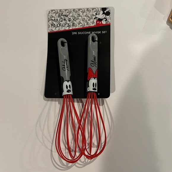 Disney Kitchen Essentials Set - Picture 4 of 11